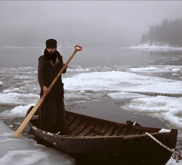 Корабль не тонет, когда он в воде – он тонет, когда вода в нём. Не так важно, что происходит вокруг нас – важно то, что происходит внутри нас.

https://vk.com/hristianskaya_mudrost