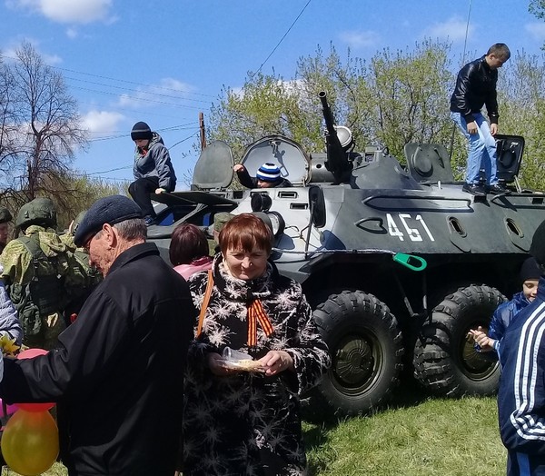 Наш покой берегут!!!

Поздравляем с Днем Победы!!!
Музей Сказки выступил одним из организаторов мероприятий, посвященных Празднику Победы в Косихинском районе и Центральном парке г. Барнаула
#музейсказки #деньпобеды #сказочныепраздники #бессмертныйполк #алтайскаякукла #сказочныесувениры