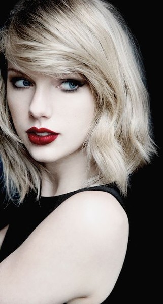 See more photos & videos http://poplovephoto.info/taylor_swift